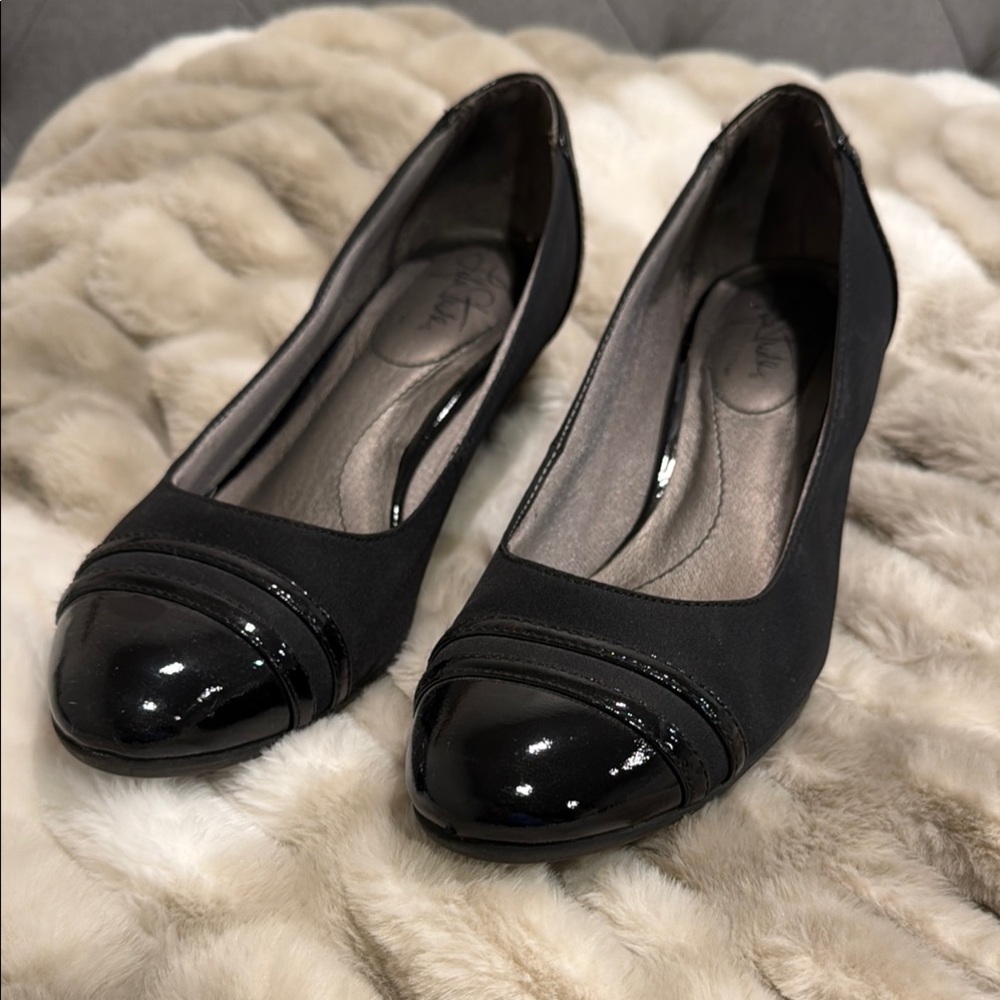 Lifestyle Black Women's Slip on wedges